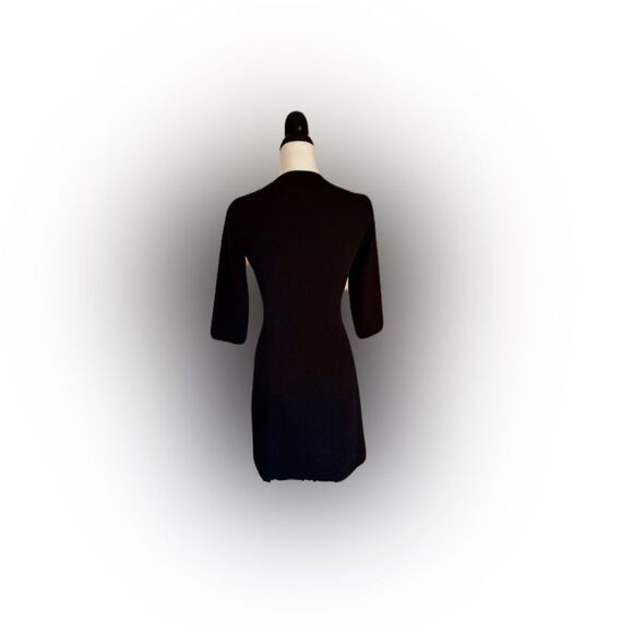 Tracy Negoshian Sheath Dress, Black and Gold, XS - Perfect for Any Occasion - Picture 6 of 8